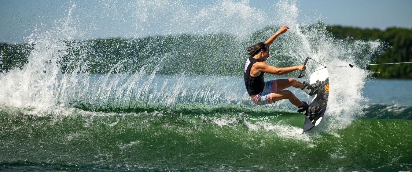 How To Choose The Right Wakeboard Size