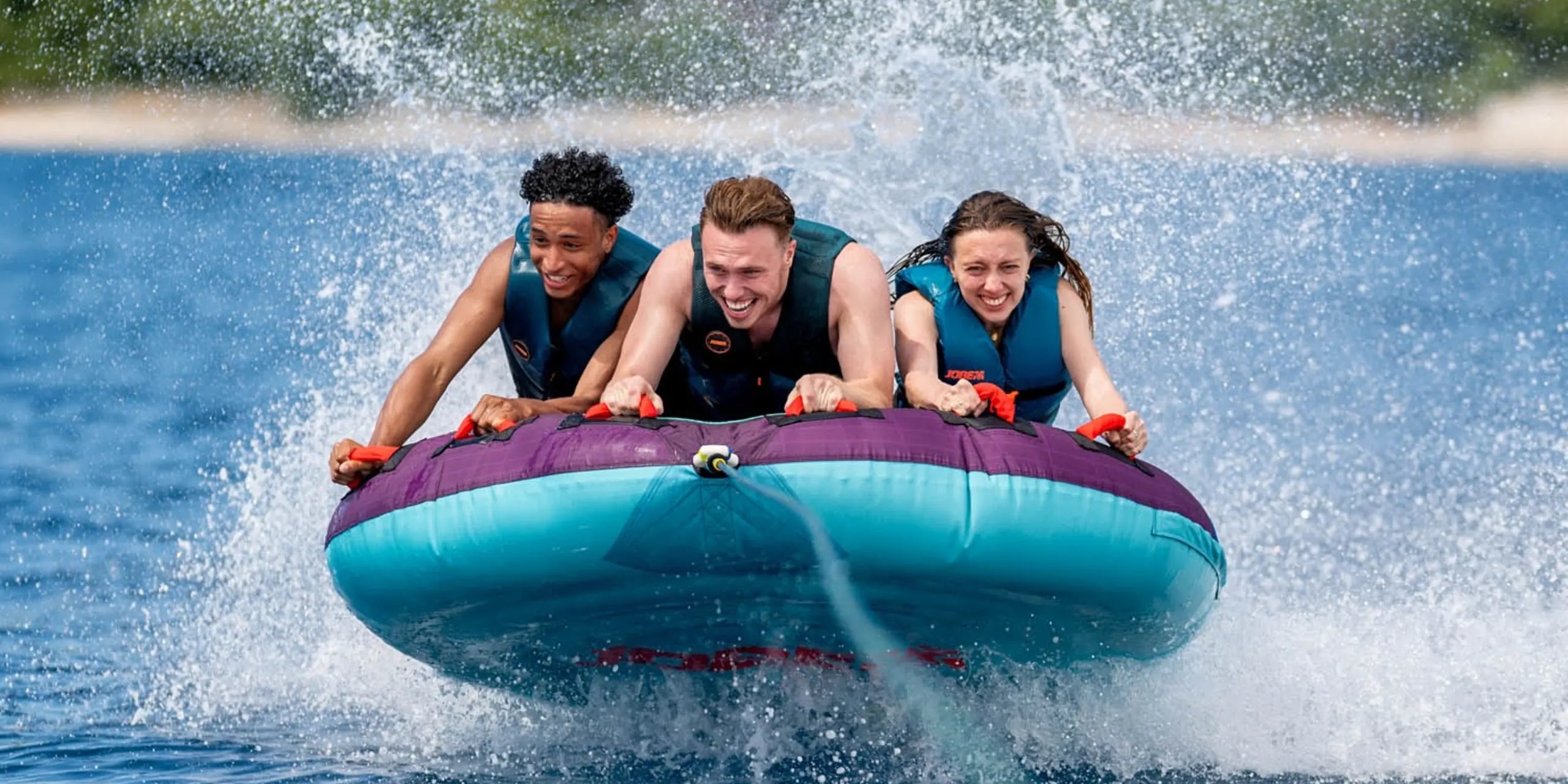 Jobe Droplet 3-person Towable Tube