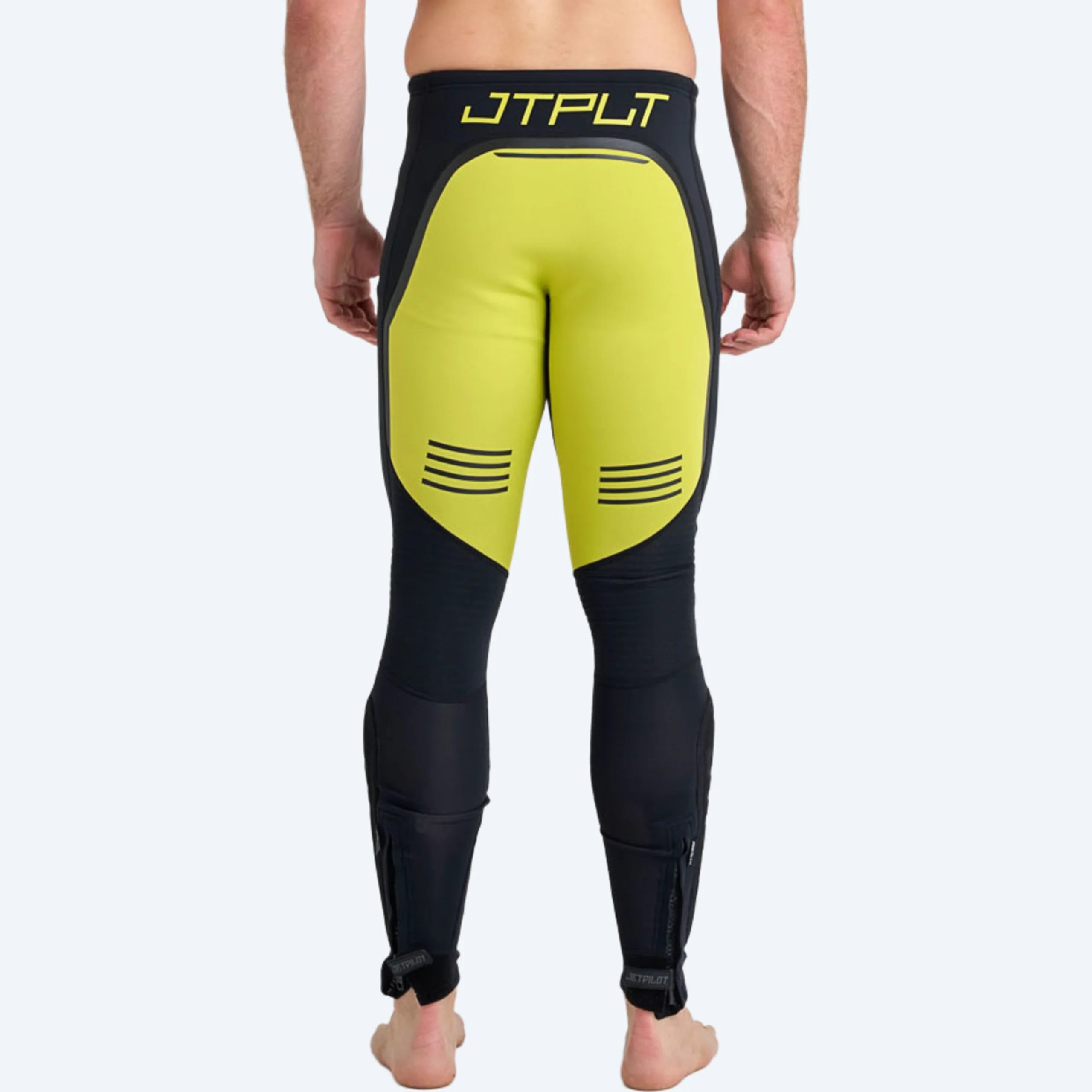JA25157_VAULT_PANT_YELLOW_03_wddjam_816384c1-f541-4880-a783-2d29e08ed190.webp