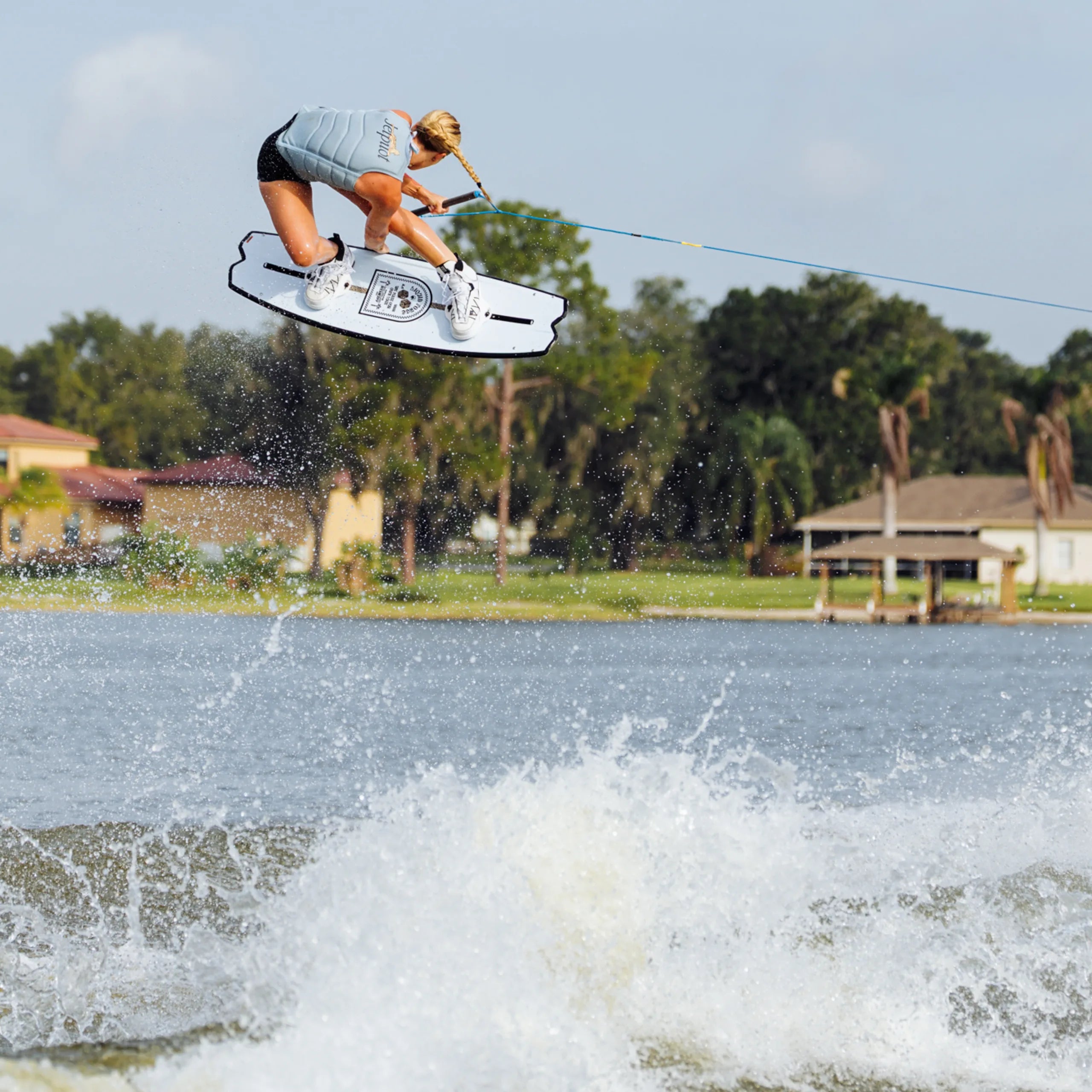 Liquid Force Remedy Zahra Kell Wakeboard - Action 3
