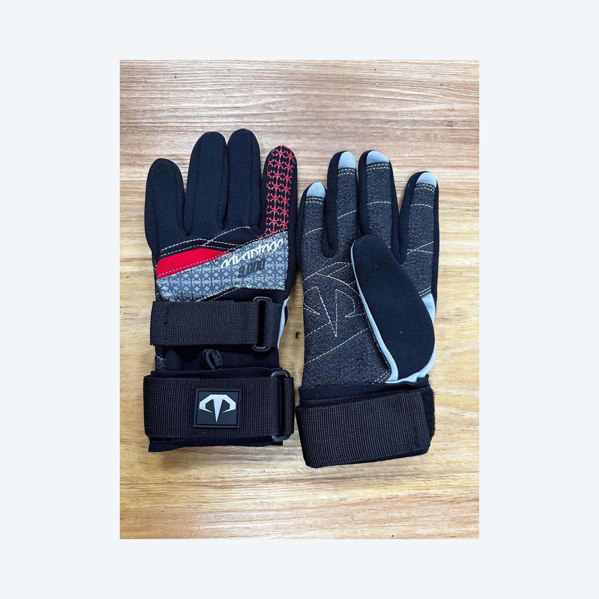 Advantage 9000 Glove